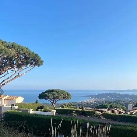 Isma: Vue Mer St Tropez Vila *